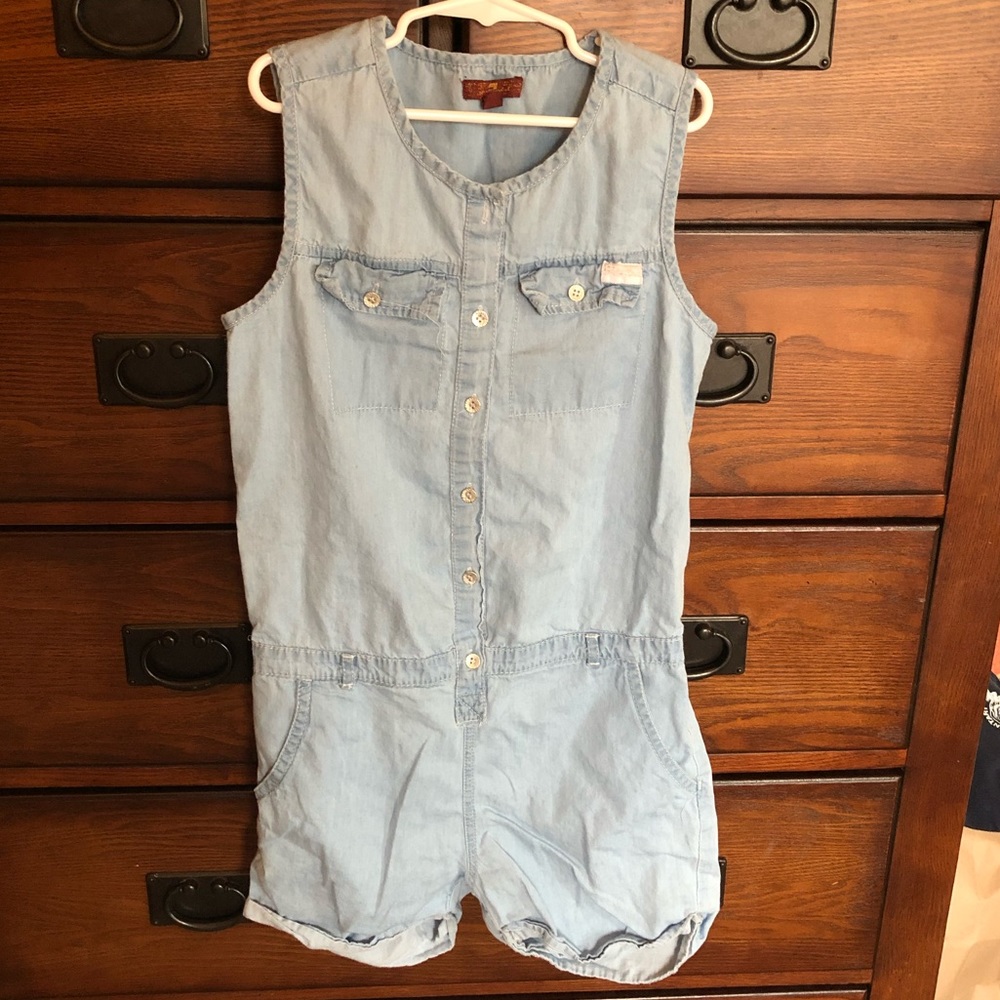 🍭 7 for all Mankind Girls Button Romper
